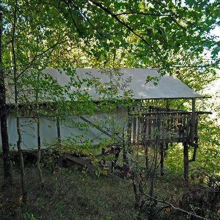 Camping Glamping Terre Rouge *